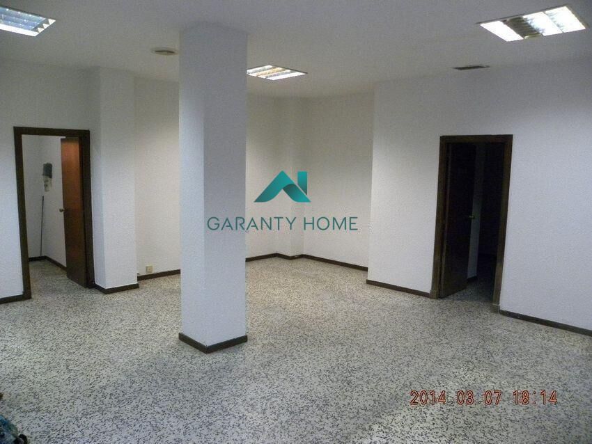 Premises for sale in  Zaragoza Capital  with Air Conditioner