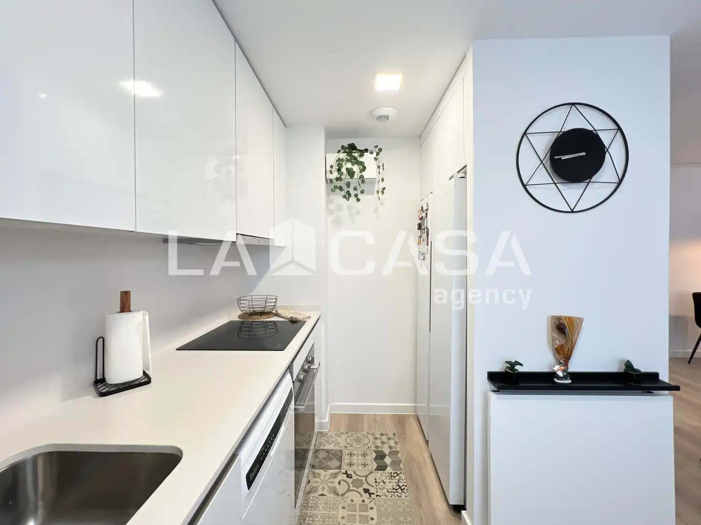 Cocina de Piso en venta en Badalona con Terraza, Trastero y Balcón