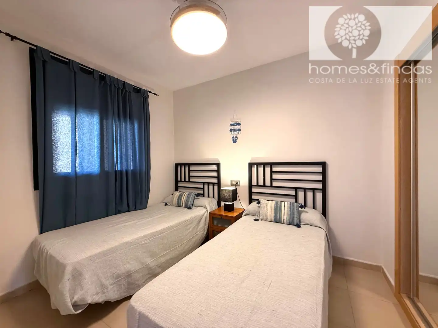 Habitación de Ático en venta en Ayamonte con Aire acondicionado, Amueblado y Piscina comunitaria