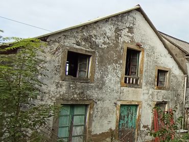 Casa rustica con giardino in vendita a Parroquia Laraxe