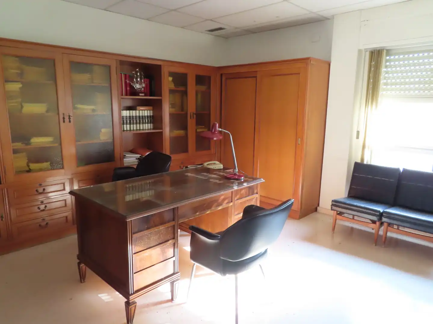Büro zur Miete in Cartagena mit Klimaanlage und Möbliert