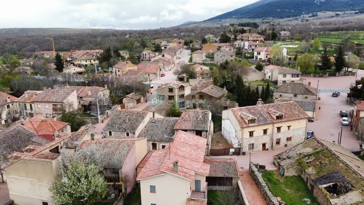 Terreni e lotti in vendita a Sotosalbos, imagen 6