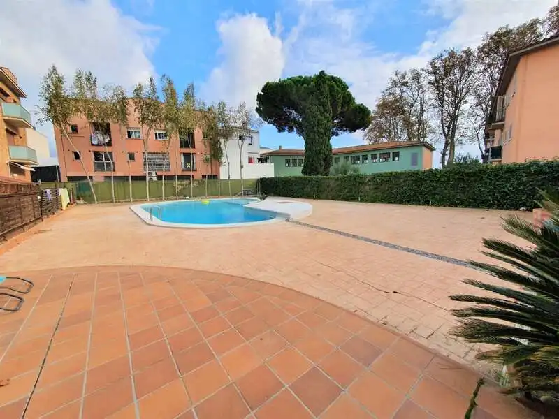 Piscina de Apartament en venda en Santa Cristina d'Aro amb Piscina i Balcó