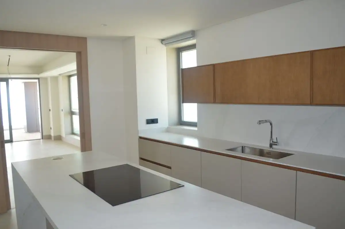 Cuina de Pis de lloguer en Málaga amb Aire condicionat, Calefacció i Terrassa