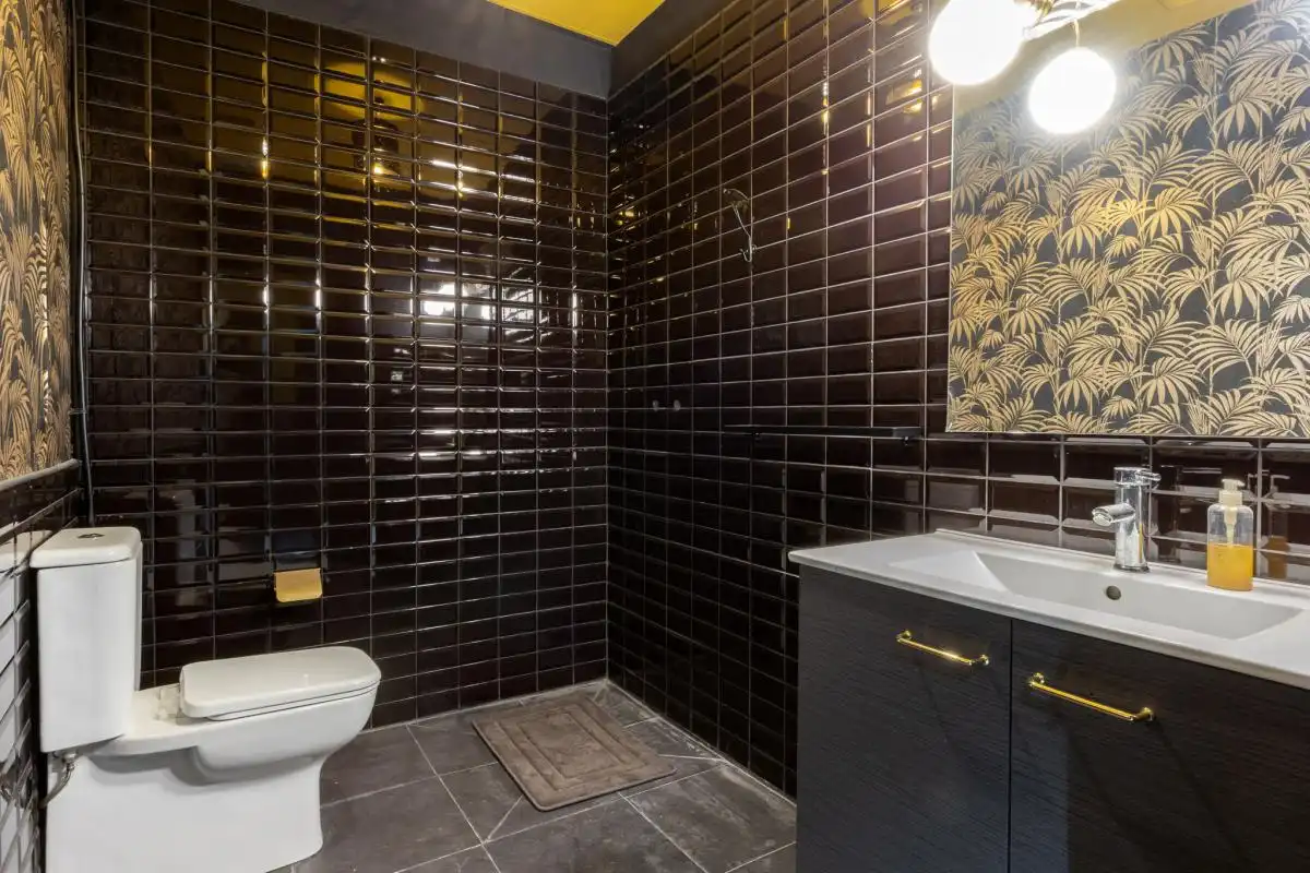 Baño de Planta baja en venta en Valencia con Calefacción