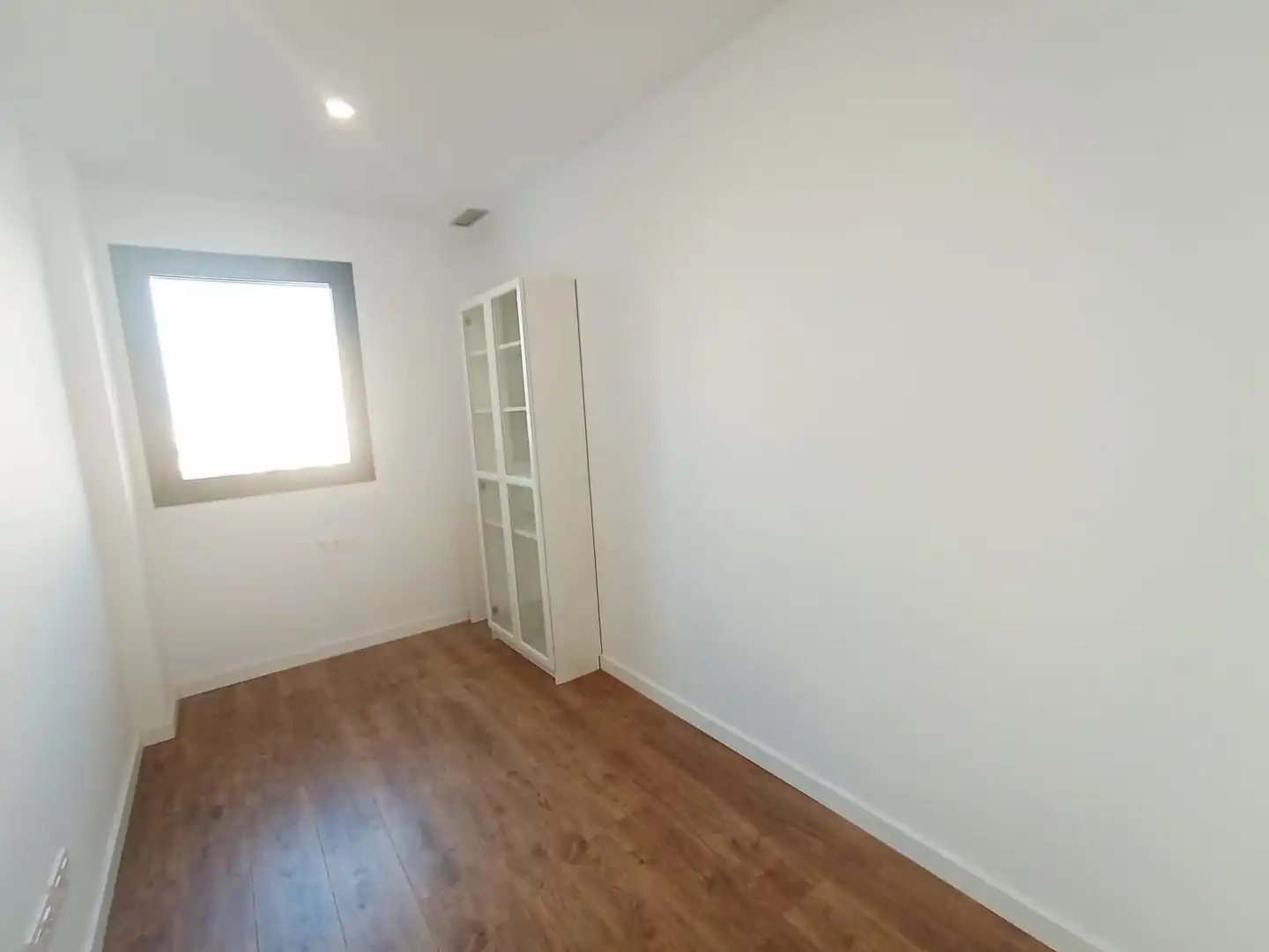 Bedroom of Flat for rent in Terrassa  with Air Conditioner and Heating