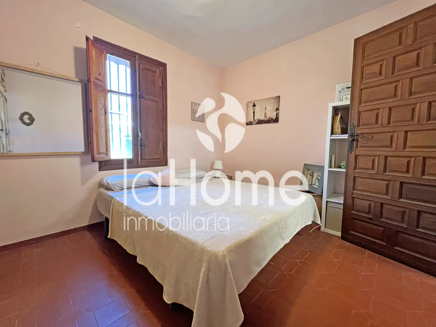 Dormitori de Casa o xalet en venda en Paterna amb Aire condicionat, Jardí privat i Terrassa