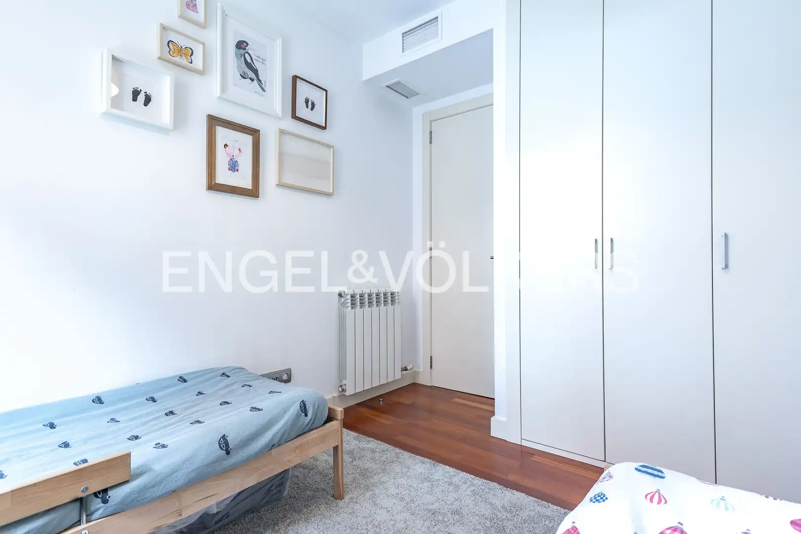 Habitación de Piso en venta en Sant Cugat del Vallès con Aire acondicionado, Calefacción y Jardín privado