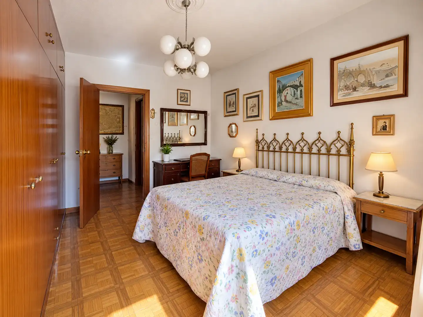 Piso en venta en Calle Sierra de la Loba, Palomeras Bajas