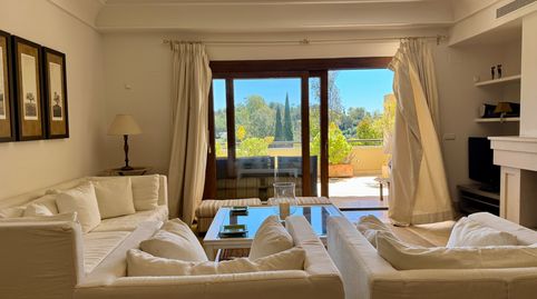 Foto 2 de Piso en venta en Avenida Los Cortijos, Sotogrande Alto, Sotogrande