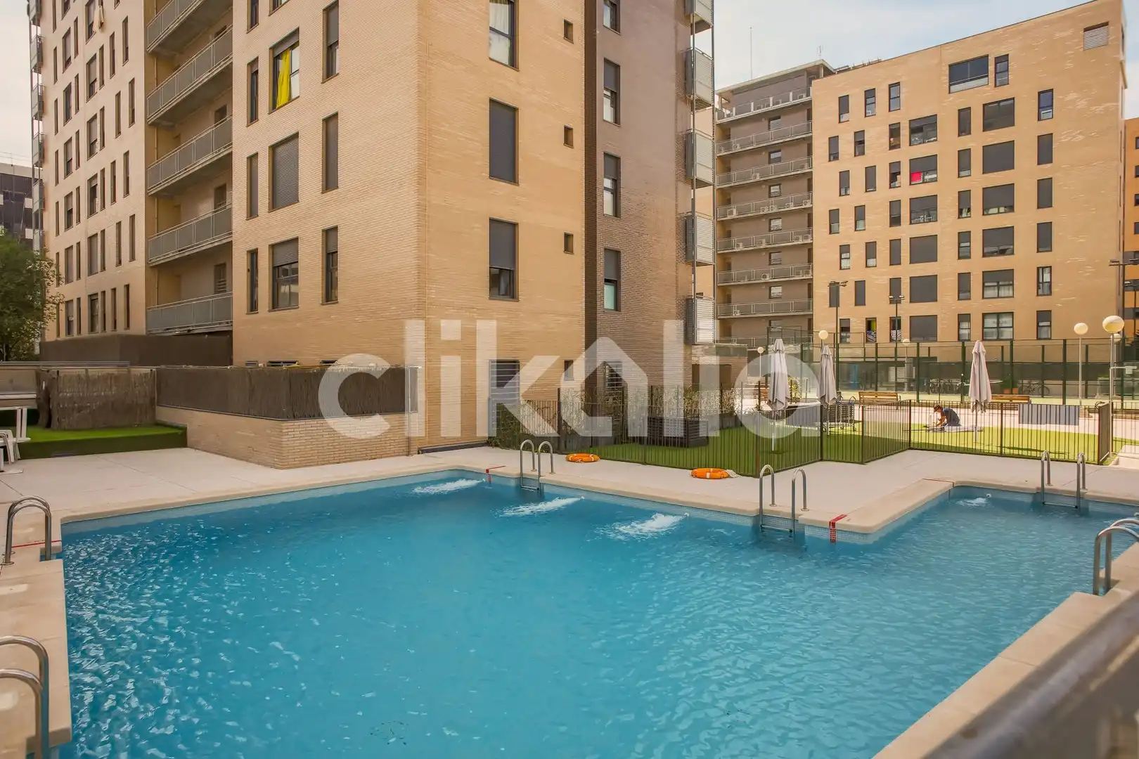 Pis amb piscina en venda a Primera Fase - Nuevo Tres Cantos, imagen 3