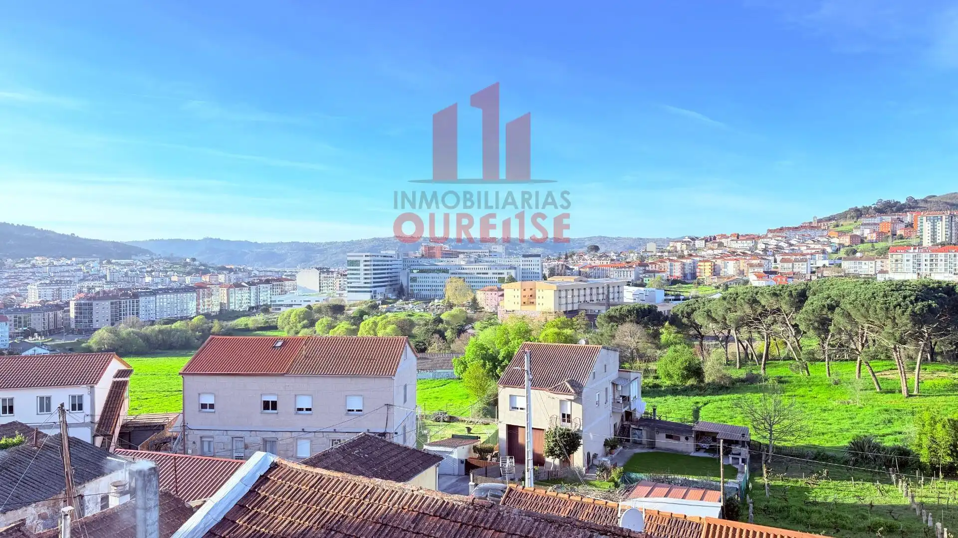 Exterior view of Buildings for sale in Ourense Capital 
