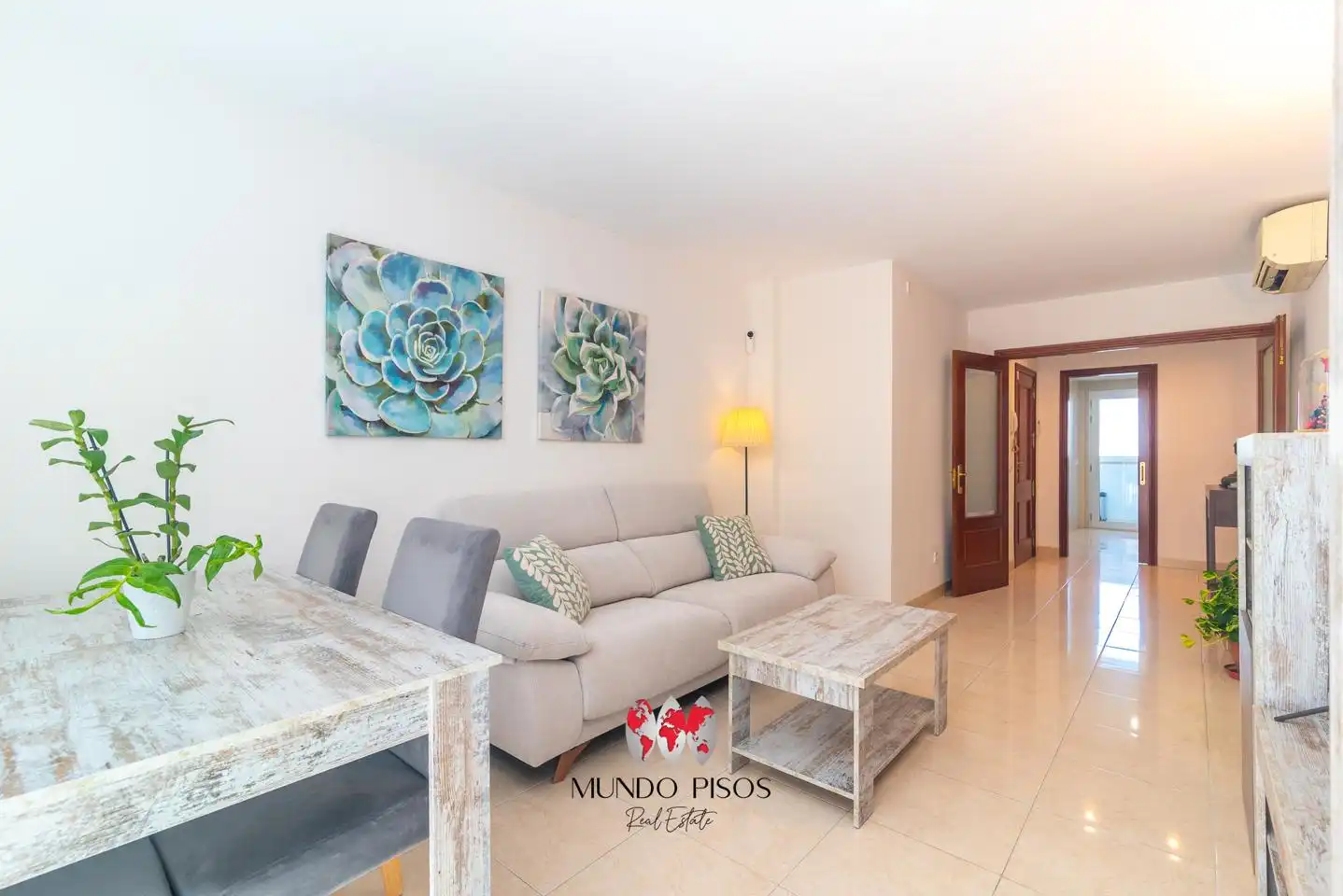 Living room of Flat for sale in  Palma de Mallorca  with Air Conditioner, Heating and Storage room