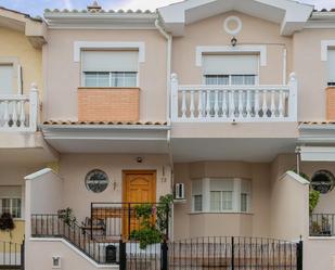 Exterior view of Single-family semi-detached for sale in Churriana de la Vega  with Heating and Balcony