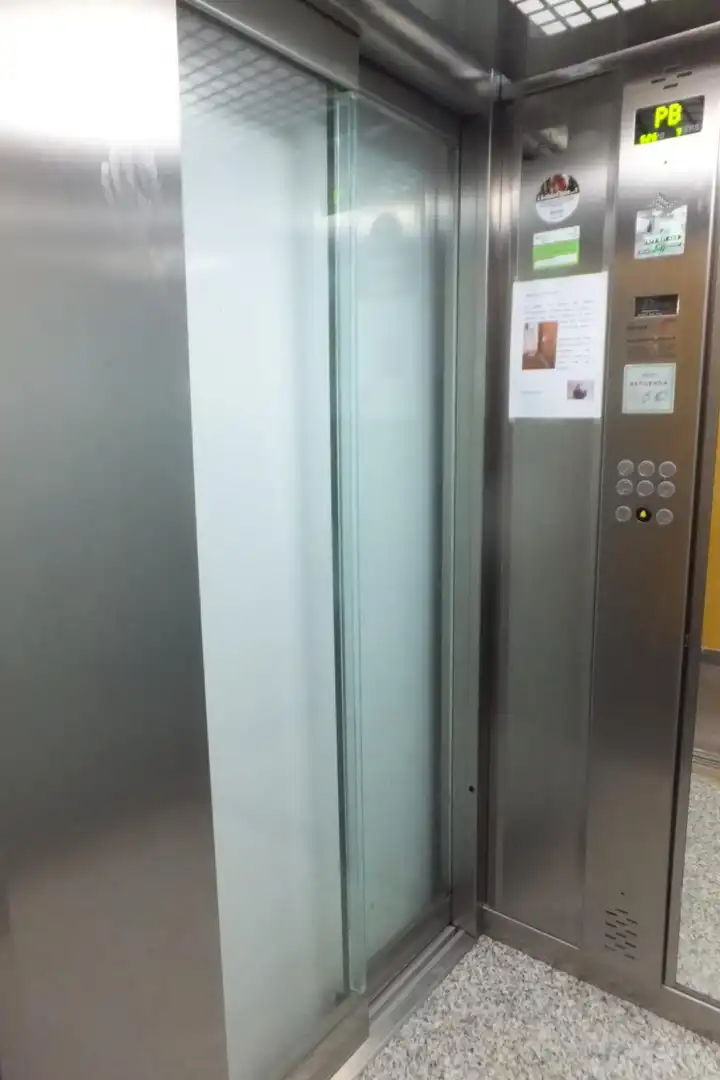 Oficina en venta en Tortosa con Terraza, Amueblado y Balcón