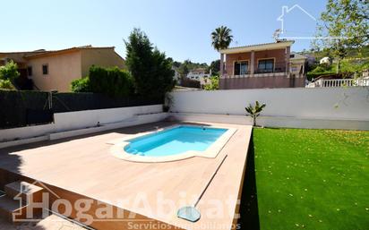 Swimming pool of House or chalet for sale in Chiva  with Air Conditioner, Heating and Private garden