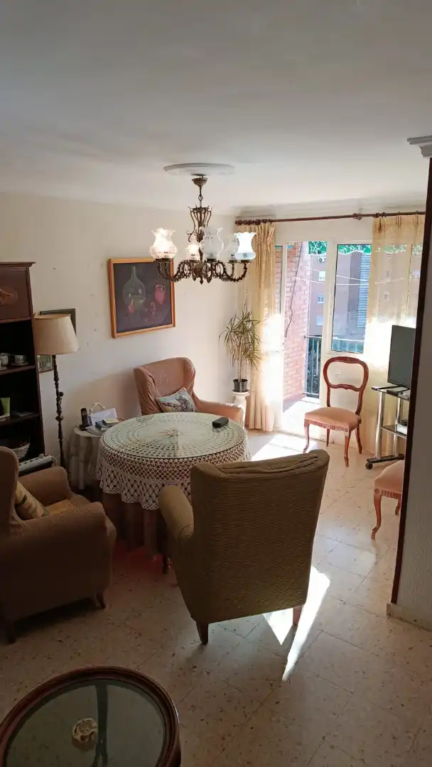 Pis en venda a Avenida del Perú, Valdepasillas - La Paz - Huerta Rosales