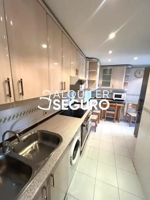 Kitchen of Flat for rent in Madrid  with Heating, Terrace and Furnished
