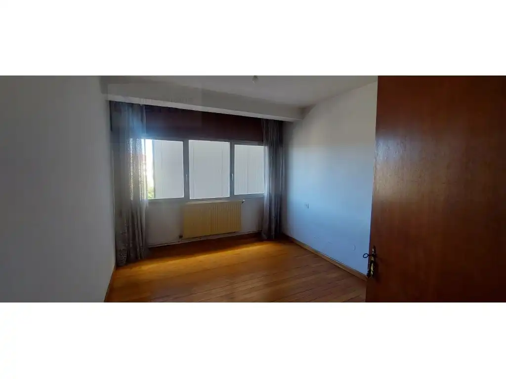 Habitación de Piso en venta en Lalín
