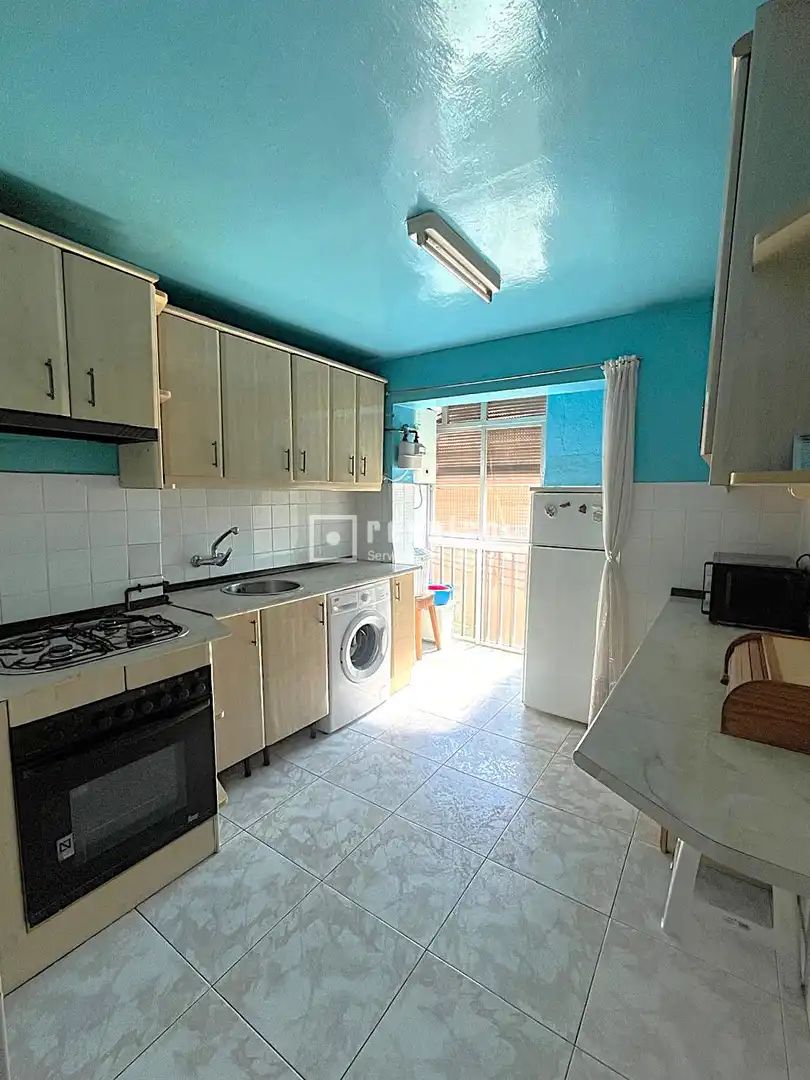 Cocina de Piso en venta en Madrid con Calefacción y Terraza