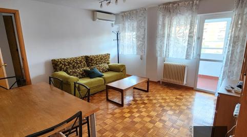 Foto 2 de Pis de lloguer a Calle de Santiago de Compostela, Peñagrande, Madrid