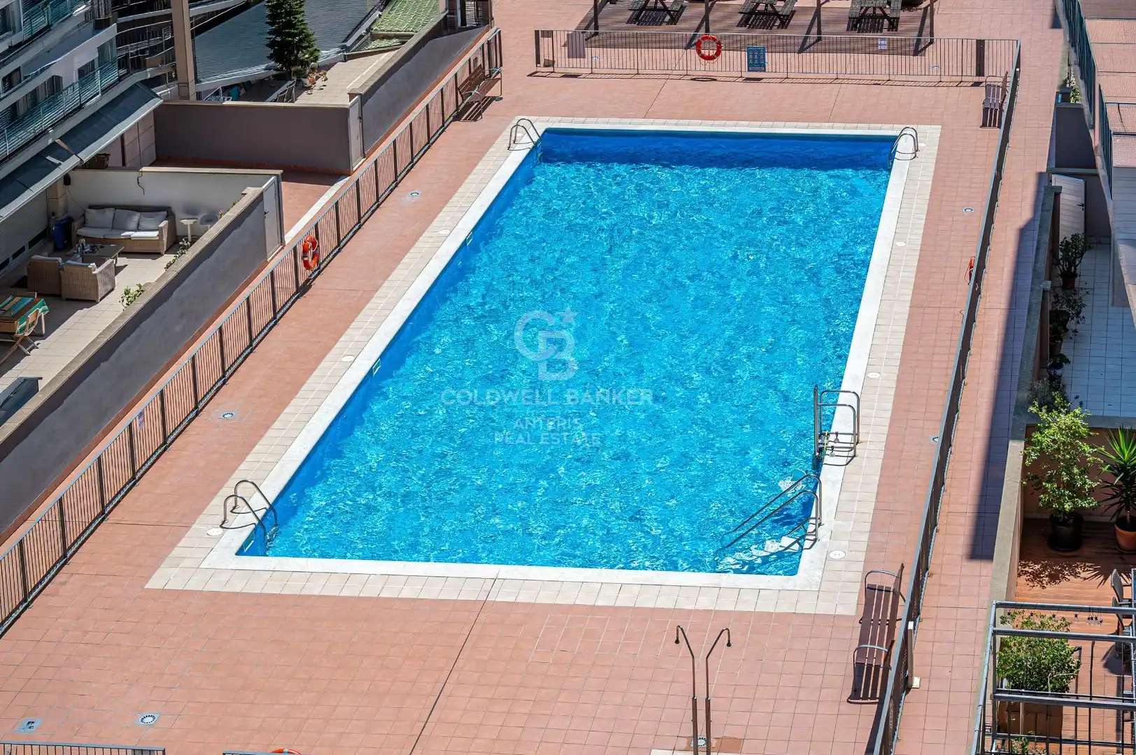 Swimming pool of Attic for sale in Badalona  with Air Conditioner, Heating and Terrace