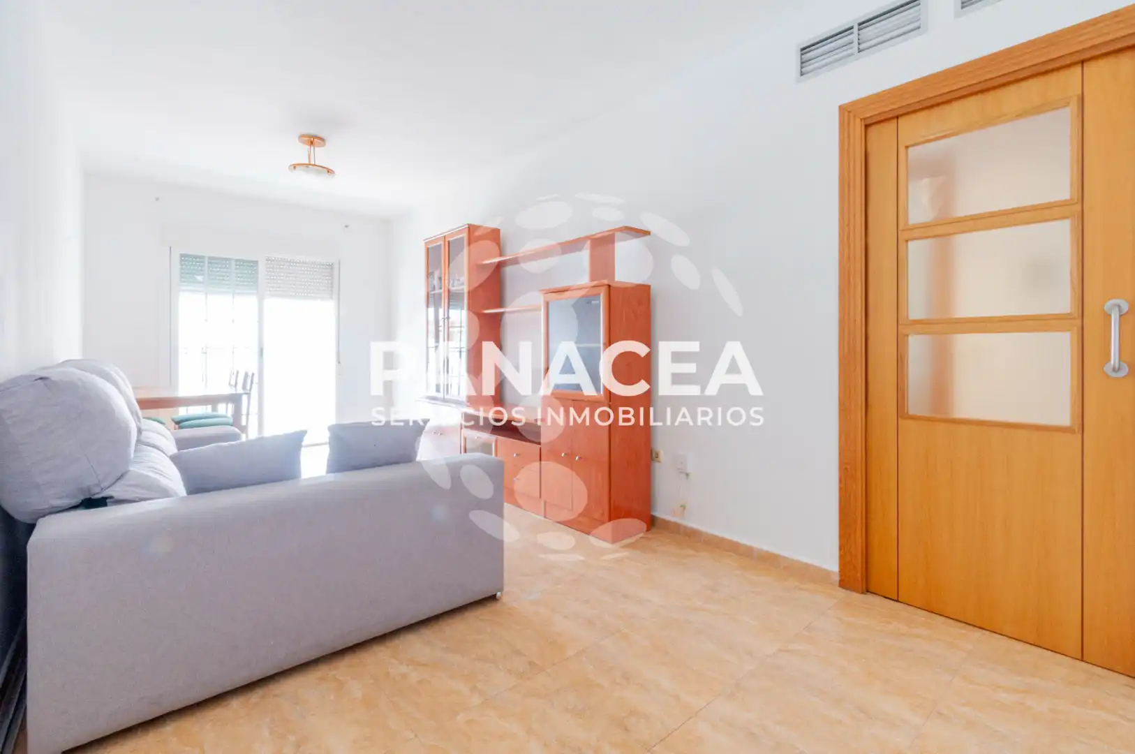 Piso en venta en Roquetas de Mar con Amueblado, Horno y Lavadora