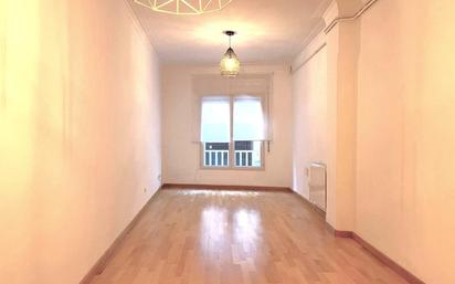 Living room of Flat for sale in  Barcelona Capital  with Heating and Parquet flooring