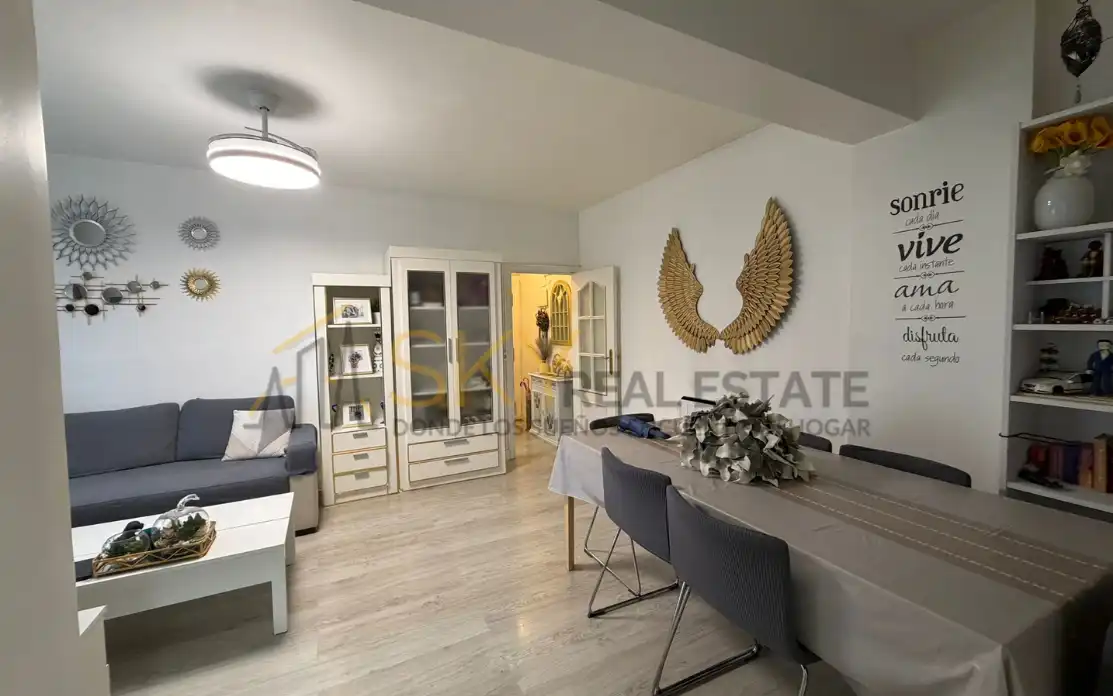 Sala de estar de Piso en venta en Madrid