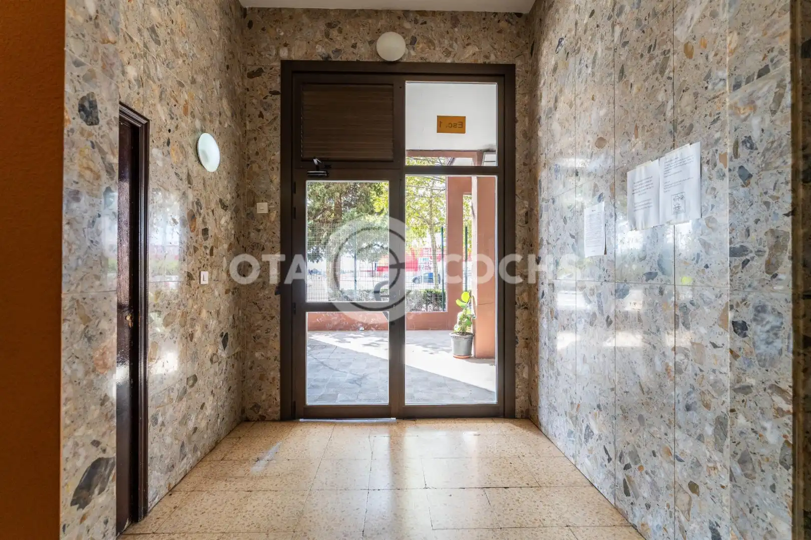 Wohnung zum Verkauf in Tarragona mit Klimaanlage und Balkon