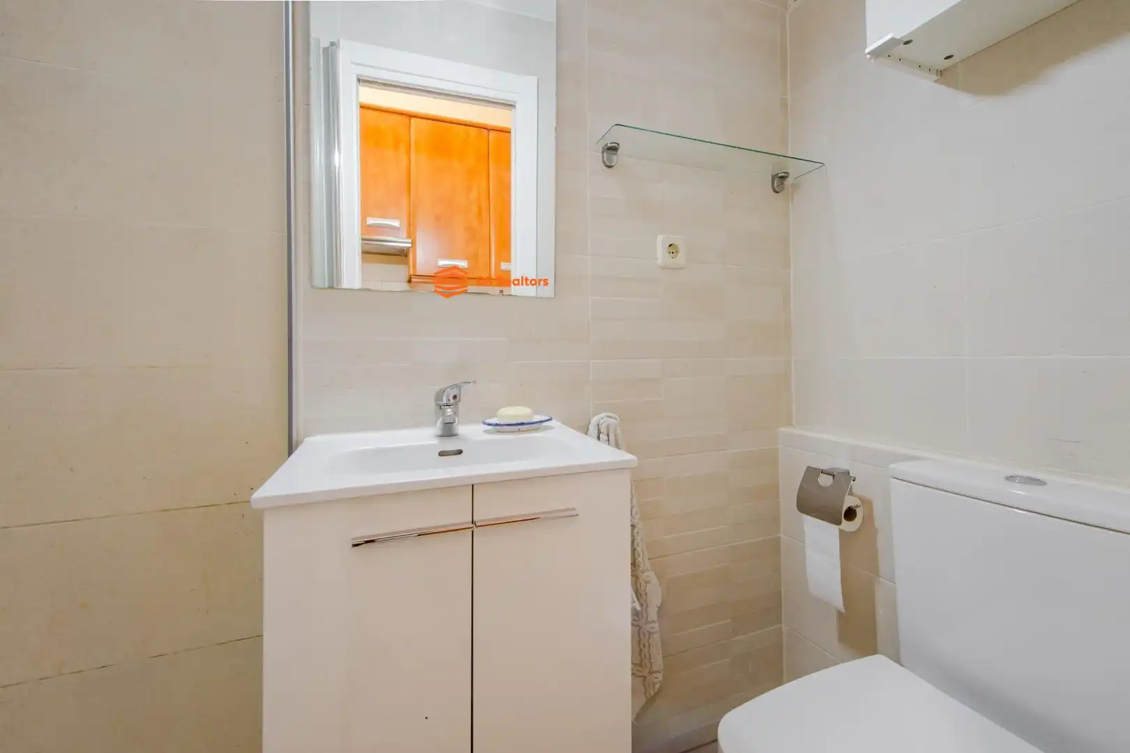 Bathroom of Flat for sale in Madrid  with Heating and Furnished