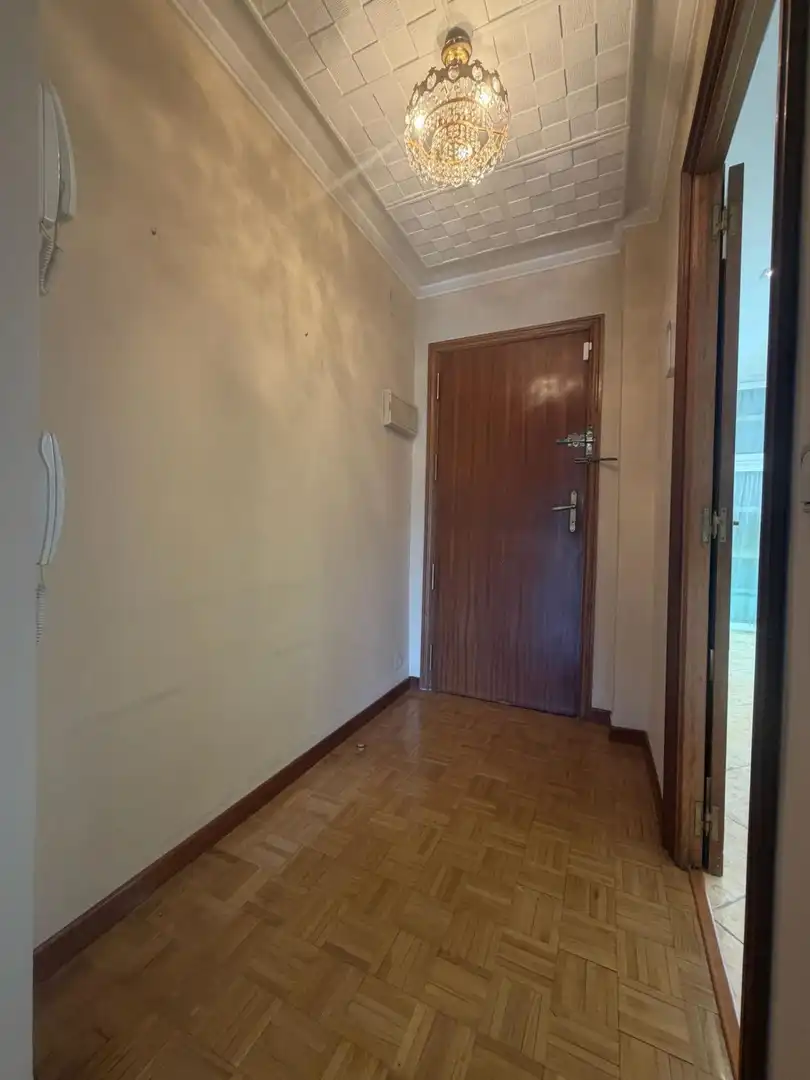 Piso en venta en Madrid con Calefacción, Parquet y Terraza