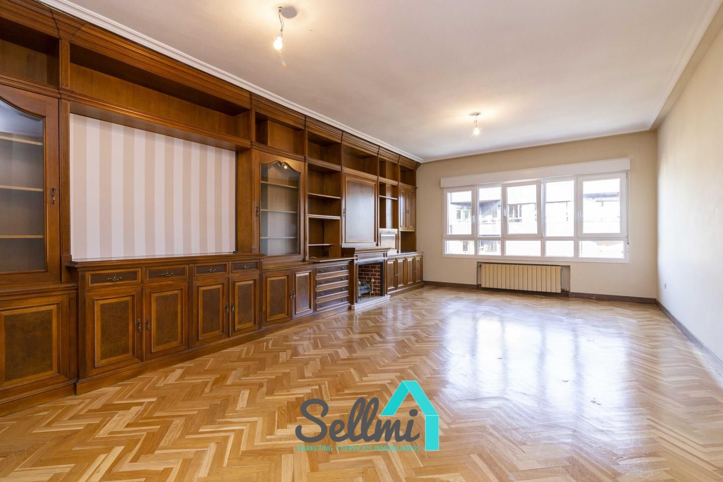 Living room of Duplex for sale in Oviedo   with Heating and Parquet flooring