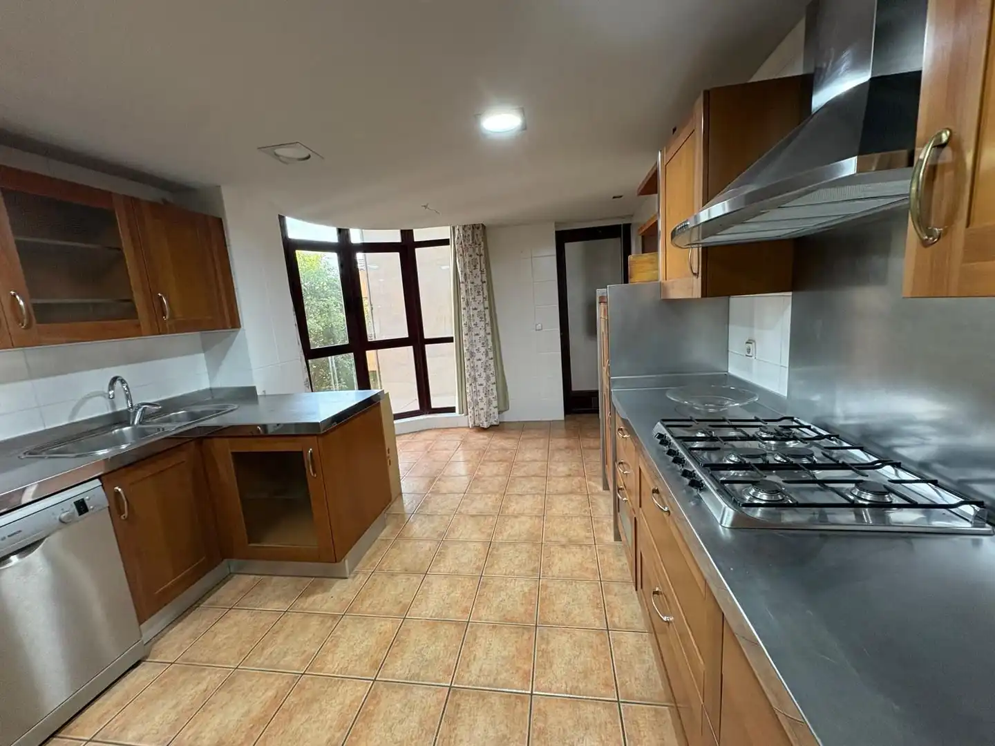 Kitchen of Flat for rent in Murcia  with Air Conditioner, Heating and Storage room