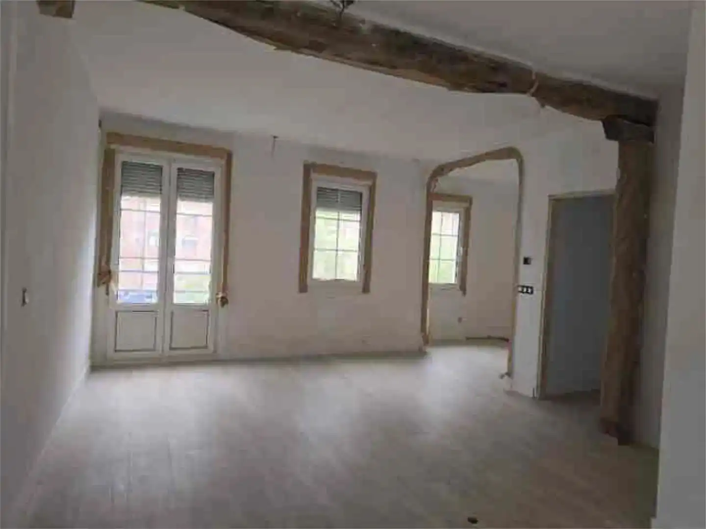 Sala d'estar de Casa adosada en venda en Bilbao  amb Jardí privat