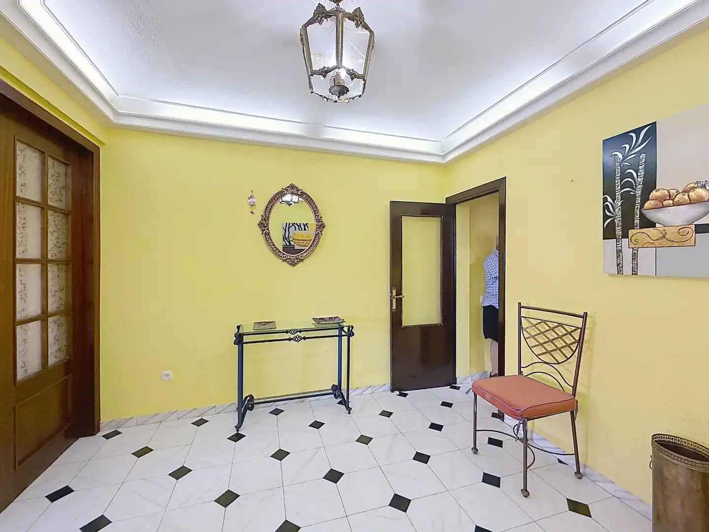 Flat for sale in Sevilla  with Air Conditioner, Terrace and Furnished