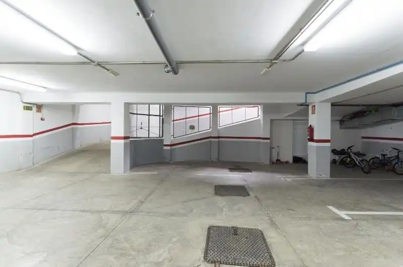 Parkplatz von Garage zum Verkauf in Los Realejos