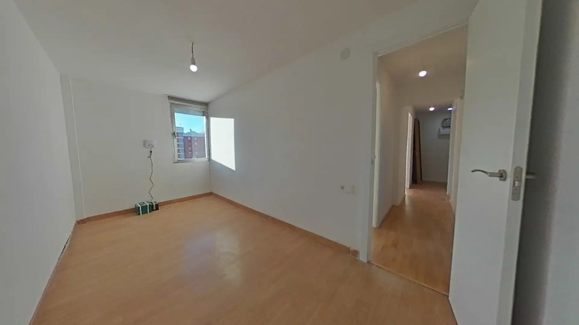 Habitación de Piso en venta en L'Hospitalet de Llobregat con Parquet