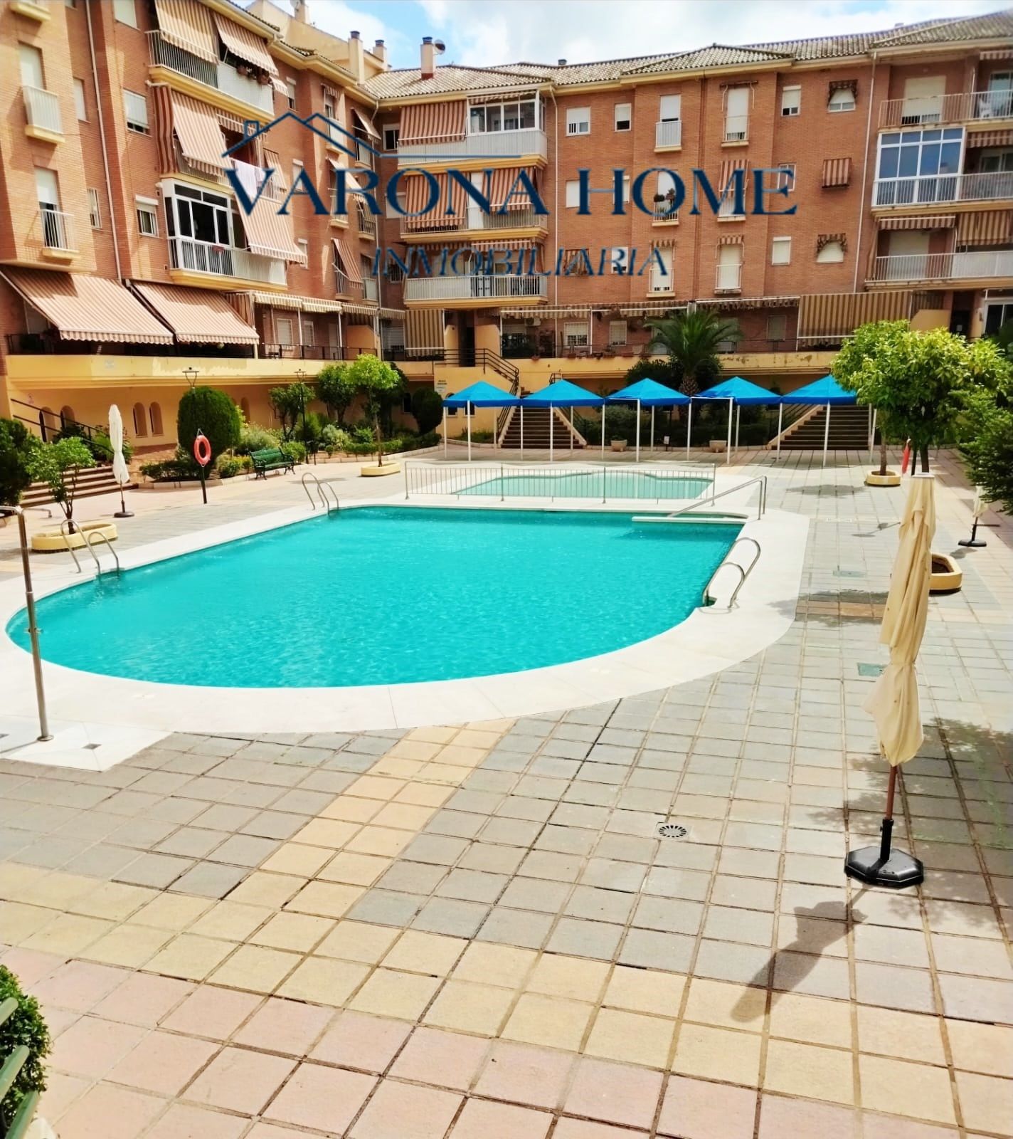 Pis de lloguer a Calle de las Lomas, Poniente-Norte - Miralbaida - Parque Azahara