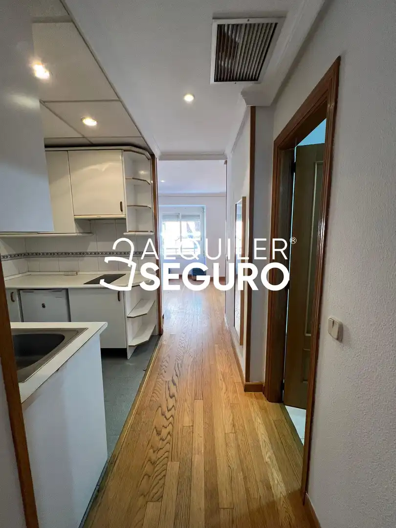 Cocina de Piso de alquiler en Madrid con Aire acondicionado