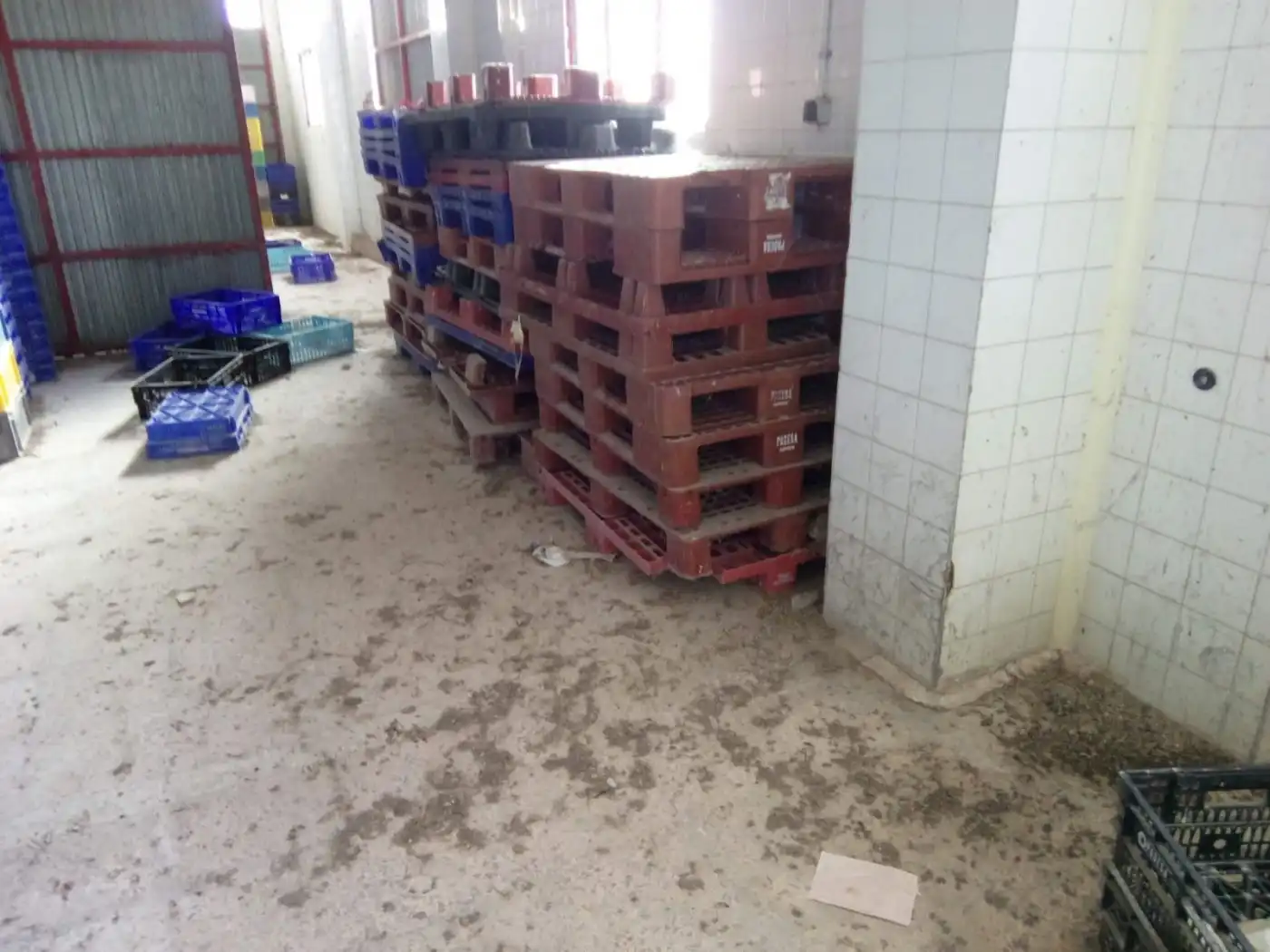 Nau industrial en venda a Caminreal