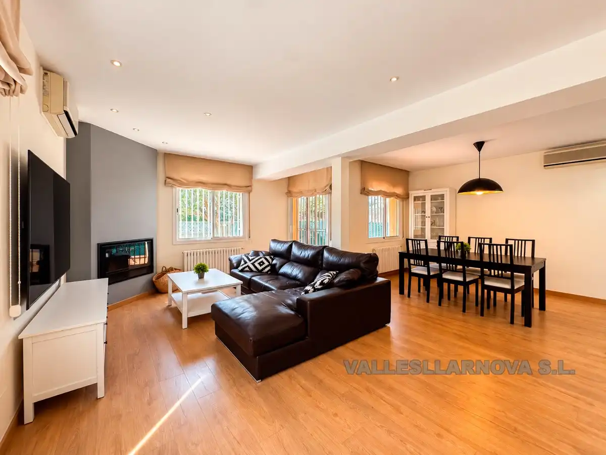 Detached house with garden for sale in Sant Fost de Campsentelles, imagen 8