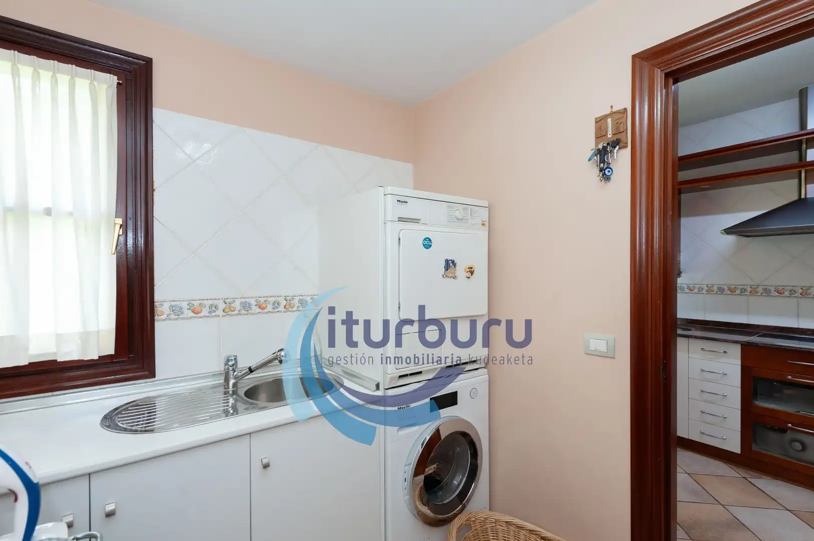 Baño de Casa o chalet en venta en Zamudio con Calefacción, Jardín privado y Terraza