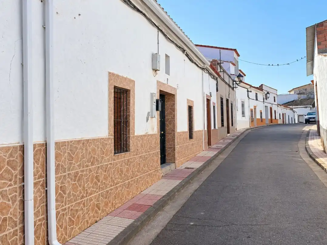 Exterior view of Houses for sale in La Lapa, Badajoz