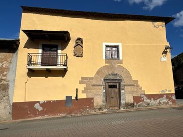 Casa con balcone in vendita a Calle PLAZA EL HERRADOR (VB)