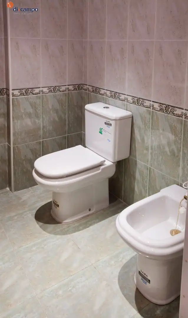 Bathroom of Houses for sale in Valladolid  with Air Conditioner, Heating and Terrace