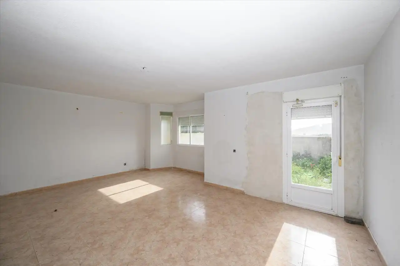 Sala de estar de Casa adosada en venta en Almonacid de Toledo con Terraza y Trastero