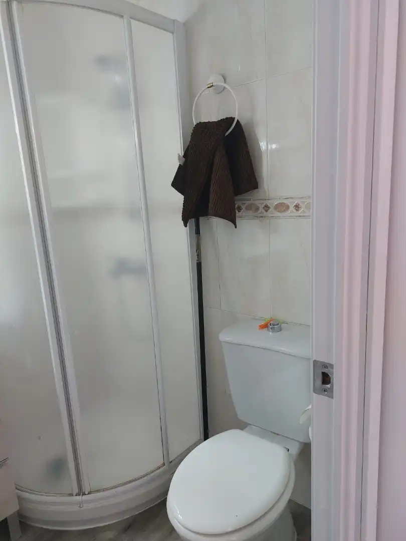 Badezimmer von Wohnungen zur Miete in Benalmádena mit Klimaanlage, Möbliert und Haustiere erlaubt