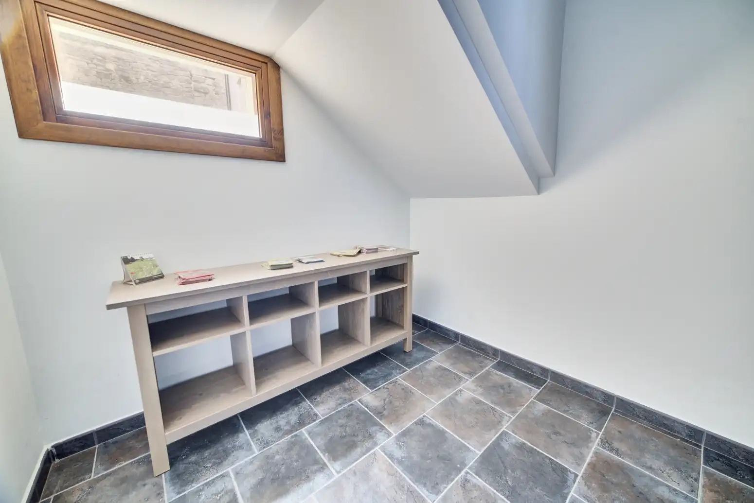 Dachboden zum Verkauf in Undués de Lerda mit Heizung, Parkett und Terrasse