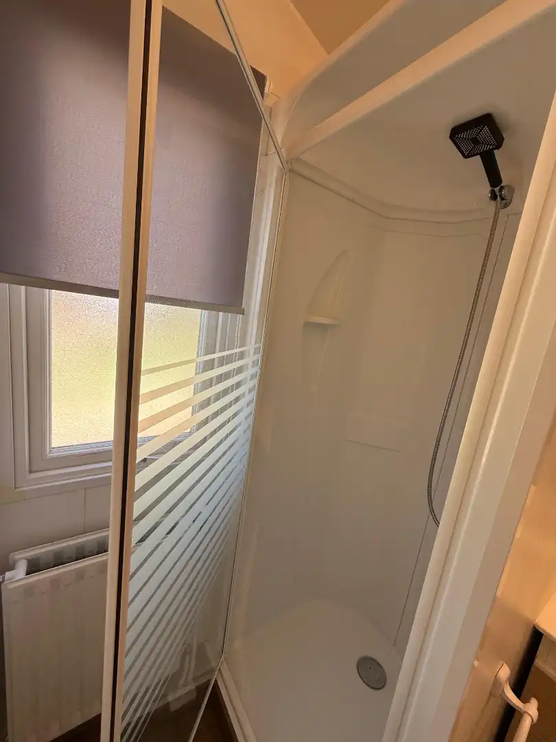 Baño de Piso de alquiler en Villaviciosa de Odón con Aire acondicionado, Calefacción y Amueblado
